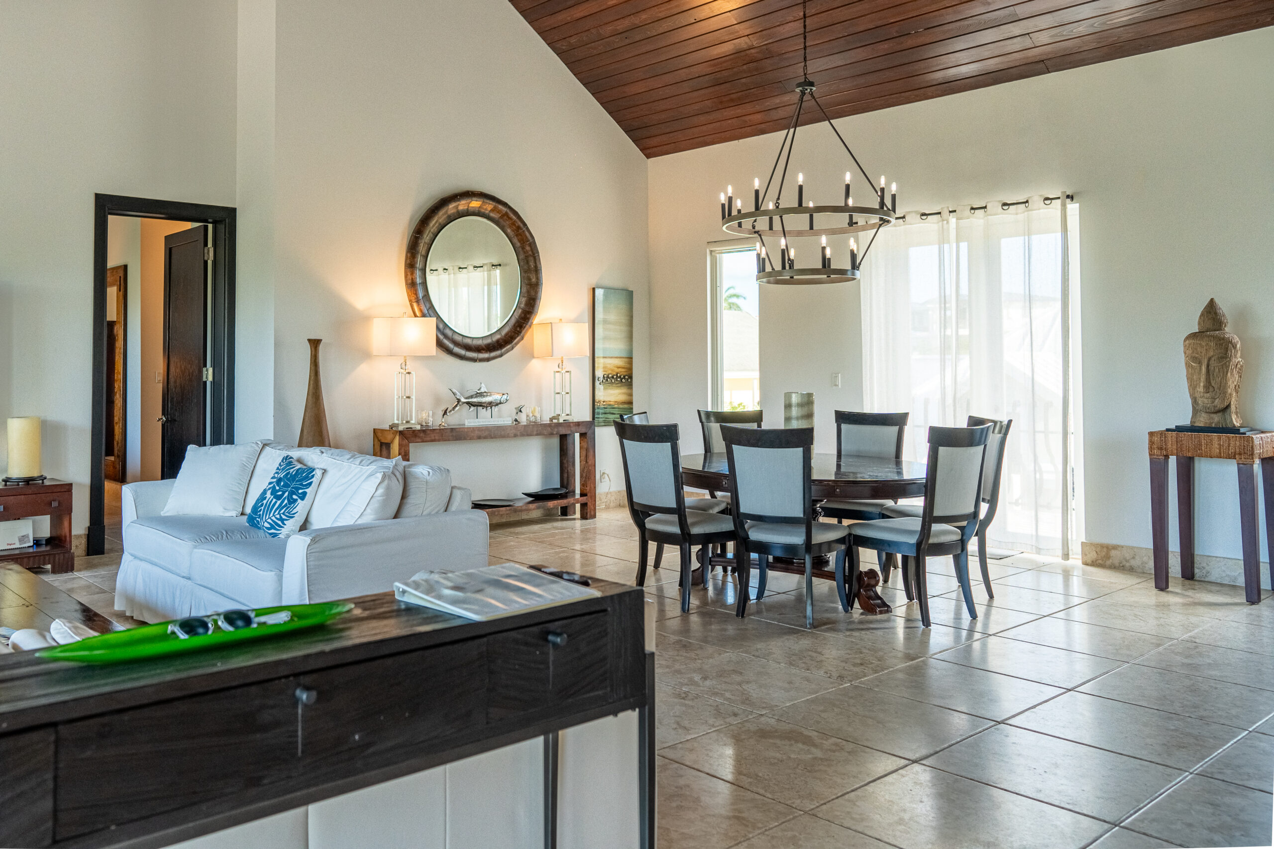 VillaSiena Dining Area (1)