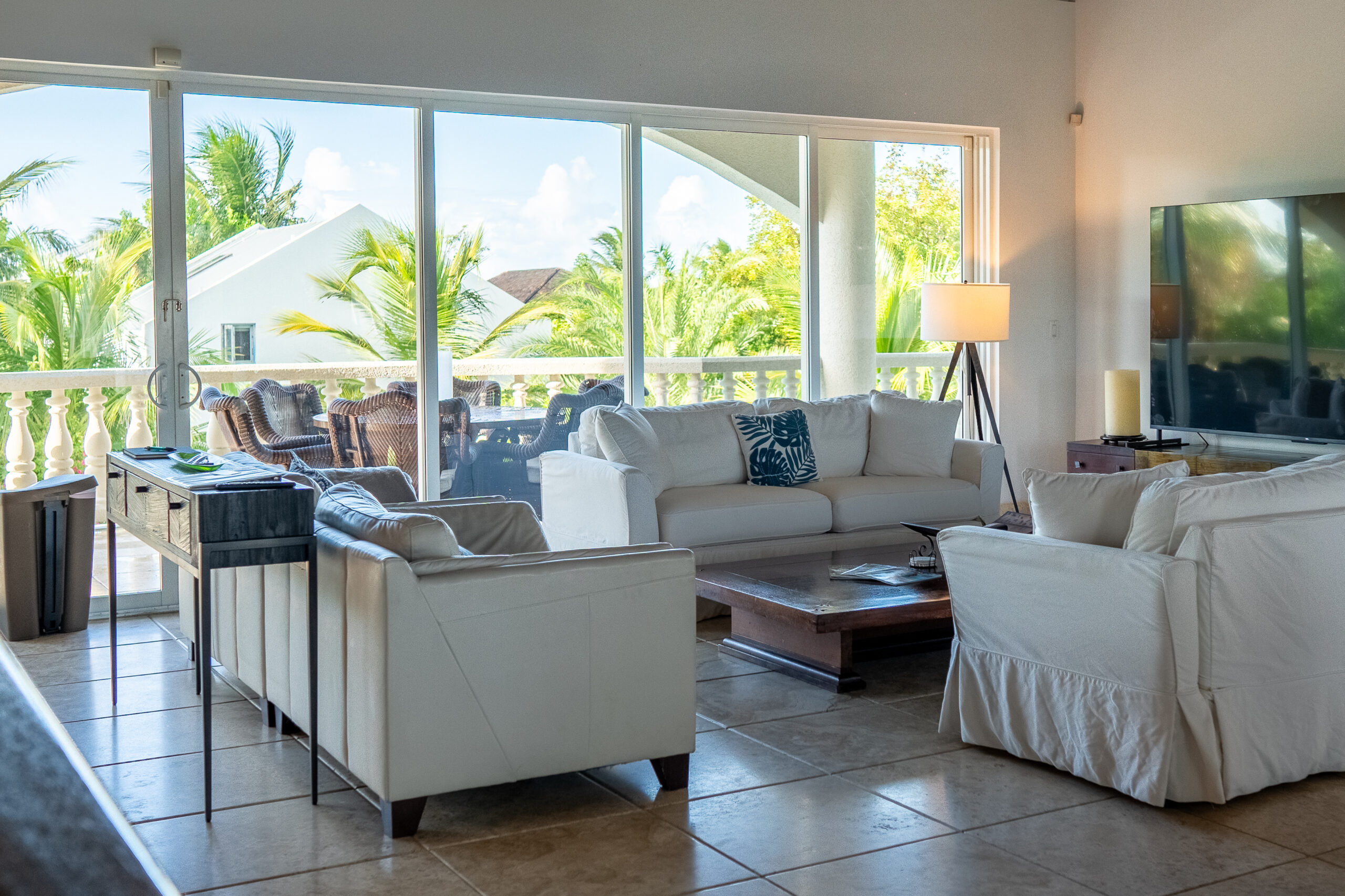 VillaSiena Living Area (2)